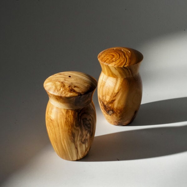 wooden salt pepper shakers
