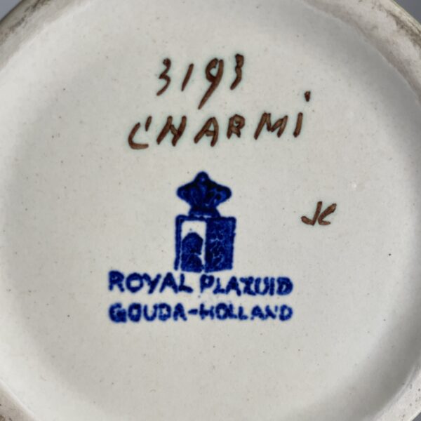 royal-plazuid-gouda-vase