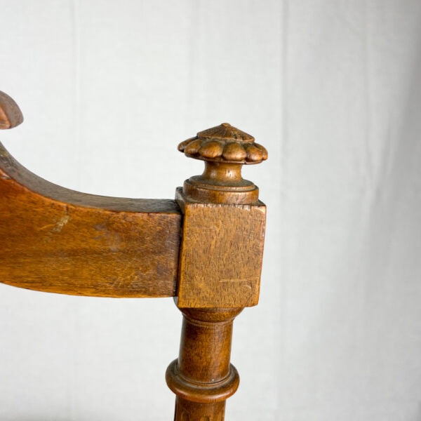 detail back of louis vxi chair