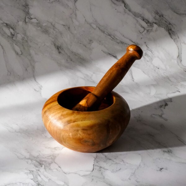olive wood pestle morta