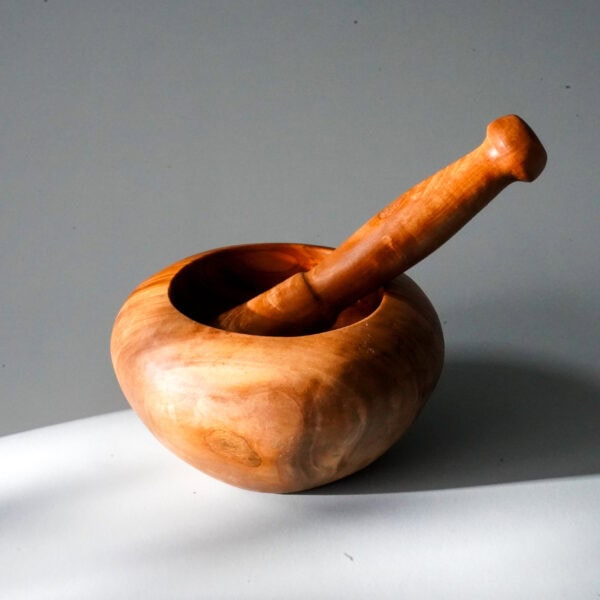 olive wood pestle morta