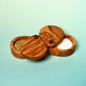 salt pepper pinch pot